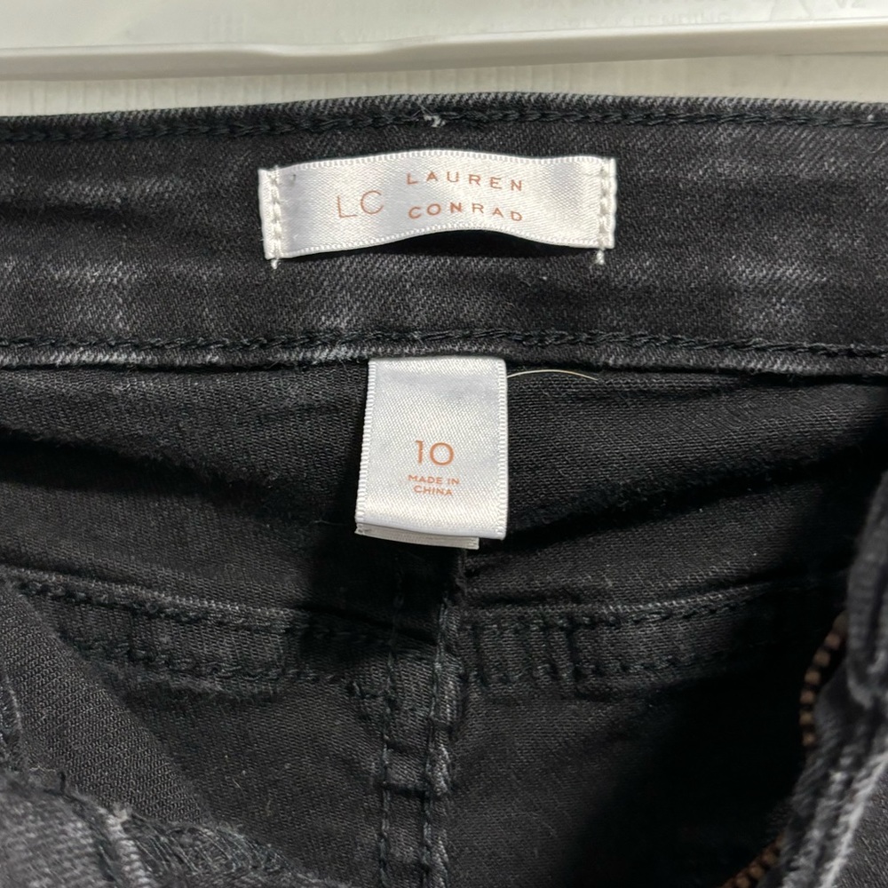 LC Lauren Conrad black jean shorts, size 10. - Picture 3 of 3
